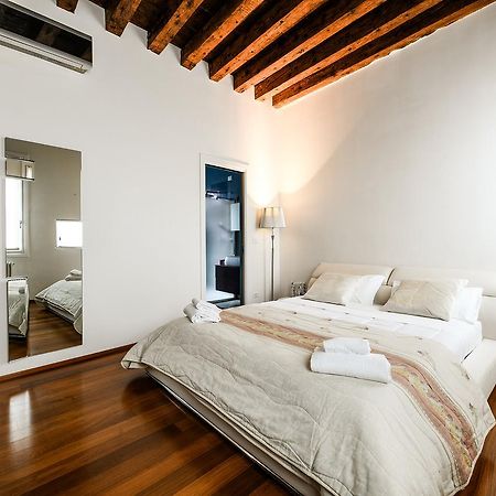 Frari Luxury Apartment Venice Exterior photo